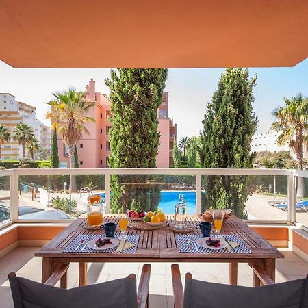 B02 - Fantastic Apartment With Pool Portimao Luaran gambar