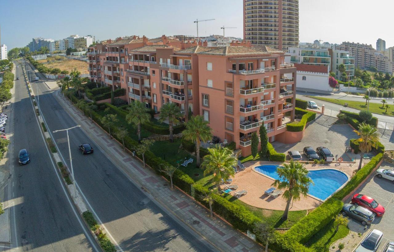 B02 - Fantastic Apartment With Pool Portimao Luaran gambar
