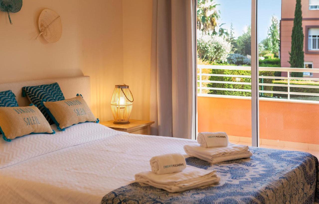 B02 - Fantastic Apartment With Pool Portimao Luaran gambar